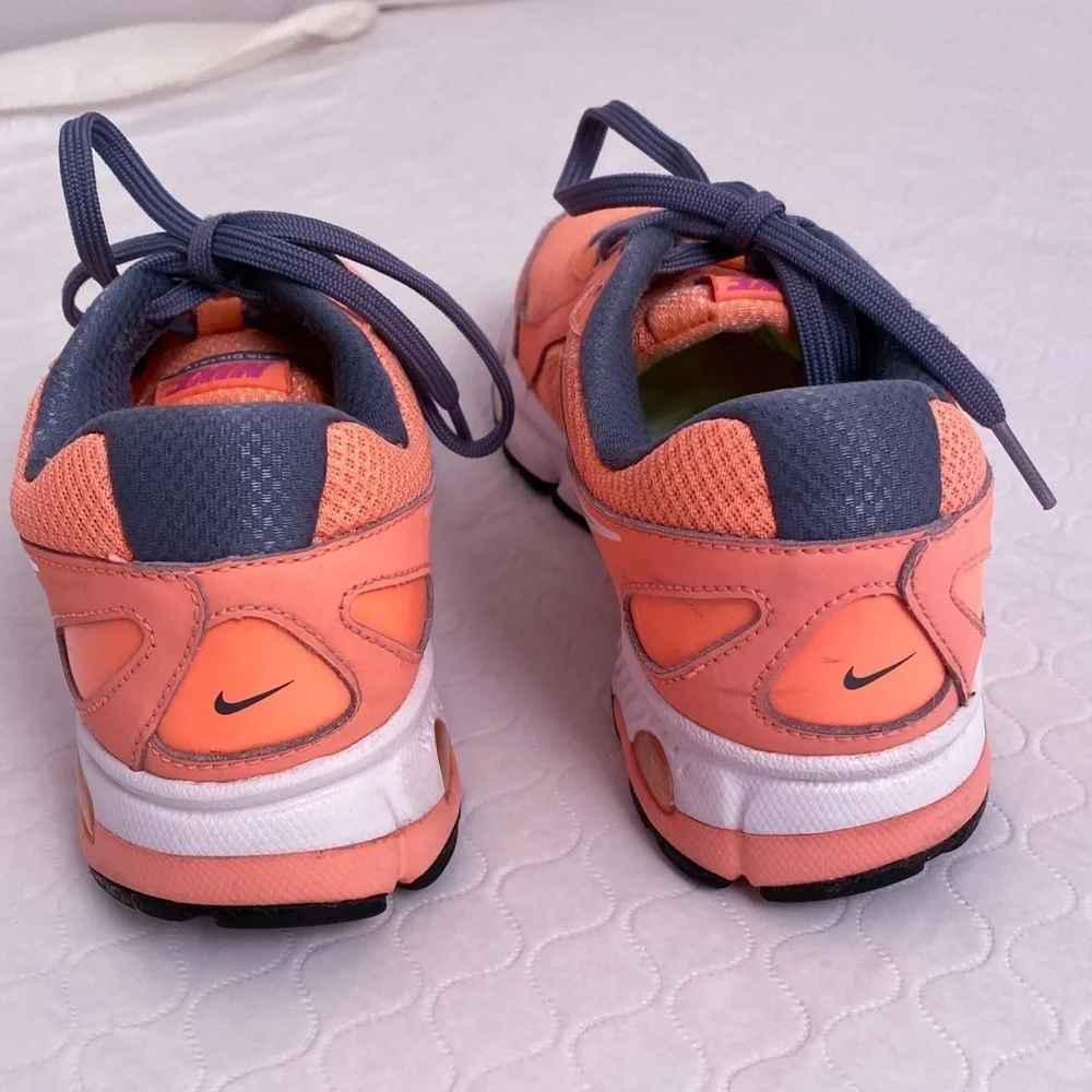 Nike Air Dictate 2 melon running sneakers 7.5